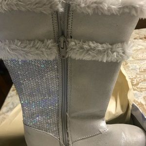 Disney Frozen Boots